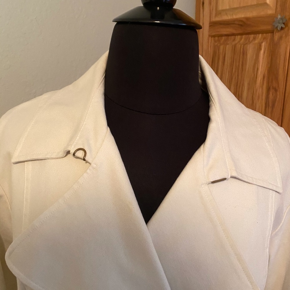 Talbots Lined White Belted Rain oat - Picture 5 of 8
